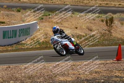 media/Apr-19-2025-AHRMA (Sat) [[3d98ca3309]]/Race/Group 1/Turn 4/